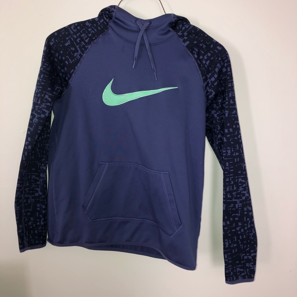 Nike sweatshirt